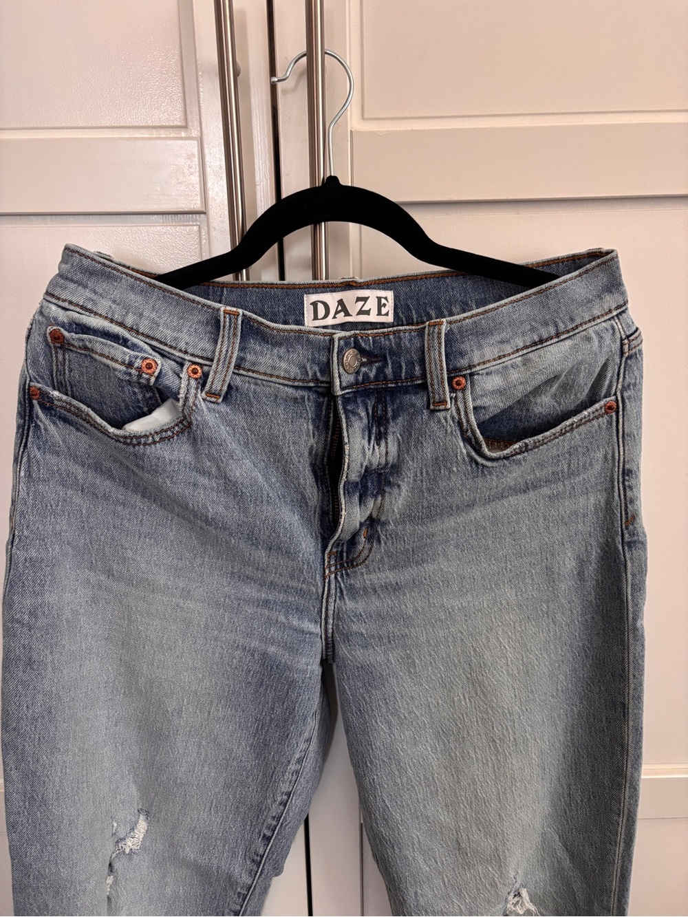 DAZE Women's Boyfriend Jeans in Light Blue Wash